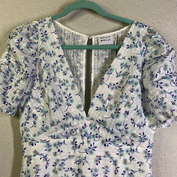 HELLO MOLLY Dress 8 Flower Garden VNeck Keyhole Back Hidden Zipper Ruched Sleeve - Picture 5 of 16